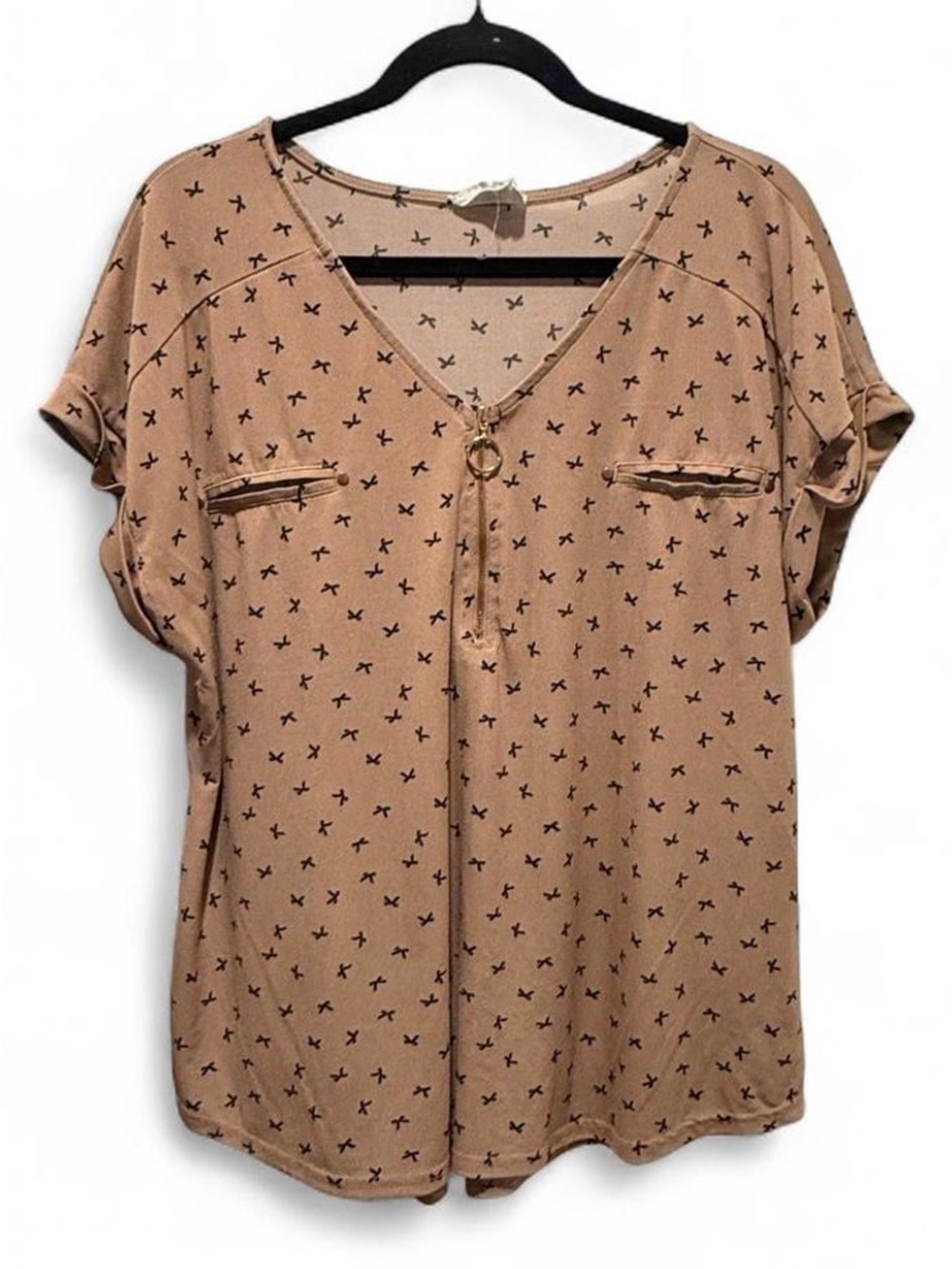 Women's Blush Tan Short Sleeve V-Neck Top with Ring Zip Detail